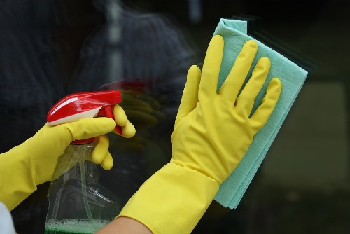 Commercial cleaning service for offices and shops in N10